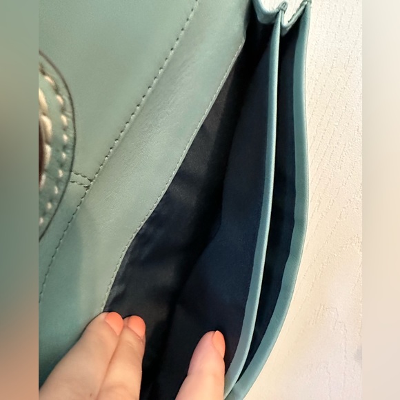 VINTAGE ROBIN EGG BLUE COACH WALLET IN GREAT CONDITION - Picture 4 of 13